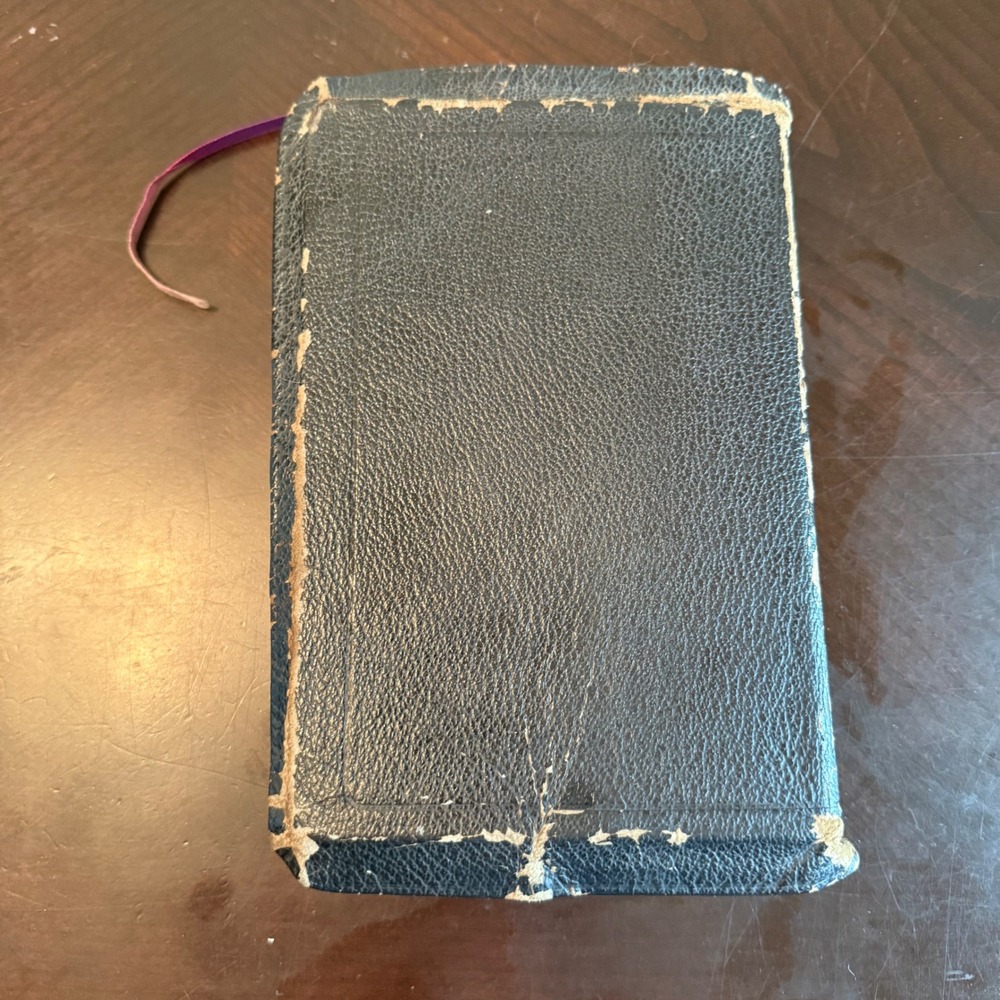 Vintage 1947 KJV Holy Bible Spencer Press Large Type Red Letter Thumb Indexed - Picture 10 of 14